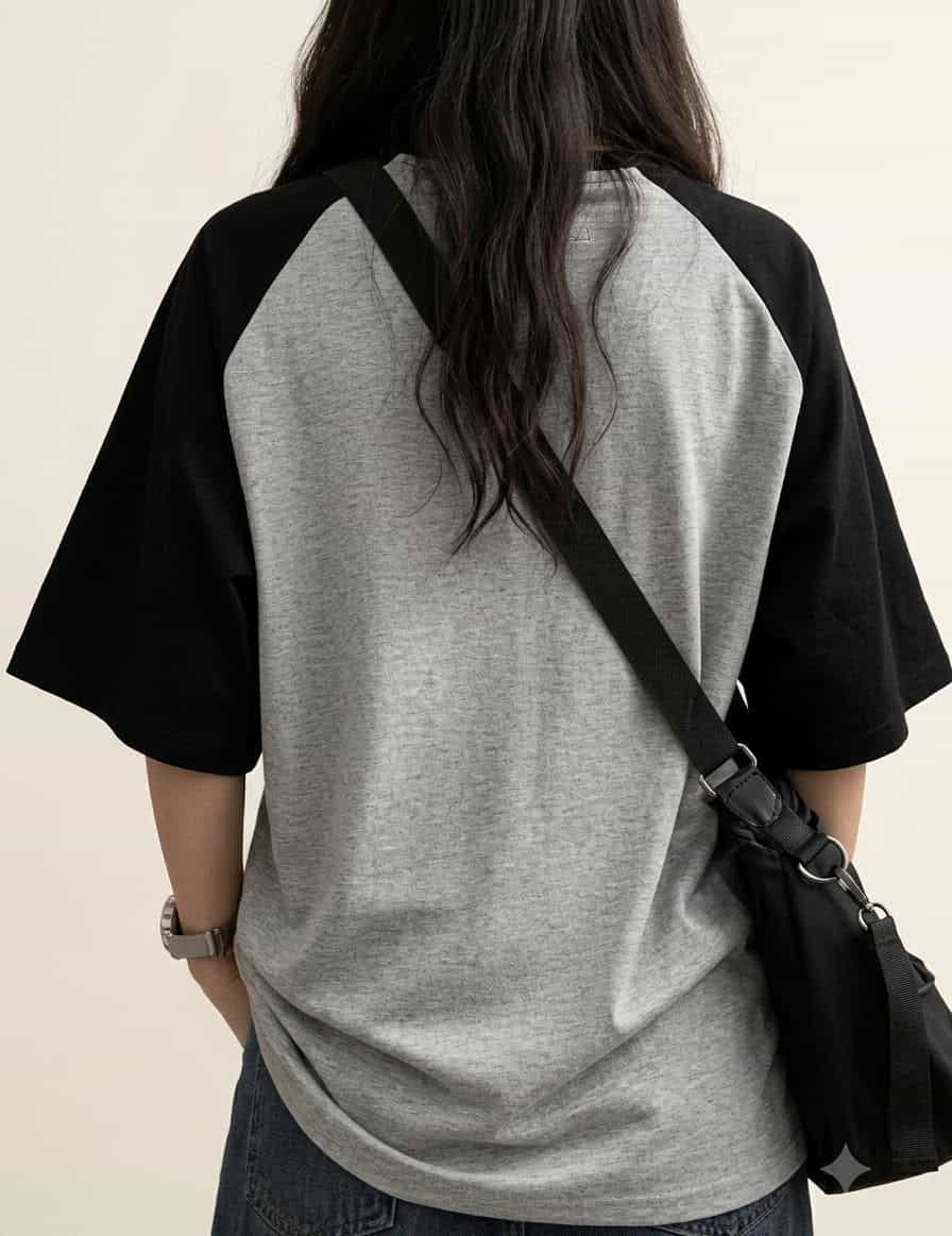 Model_showing_oversized_t-shirt_20260910041806 oversized printed t-shirt